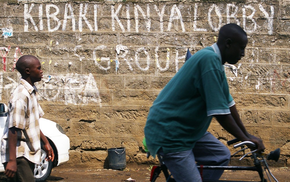 Graffiti in Nakuru, Kenya, supporting incumbent President Mwai Kibaki.