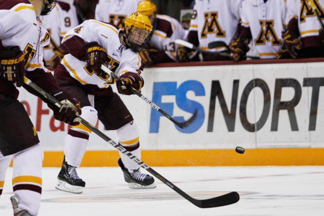 Late rallies fail twice as Gophers swept by UNO