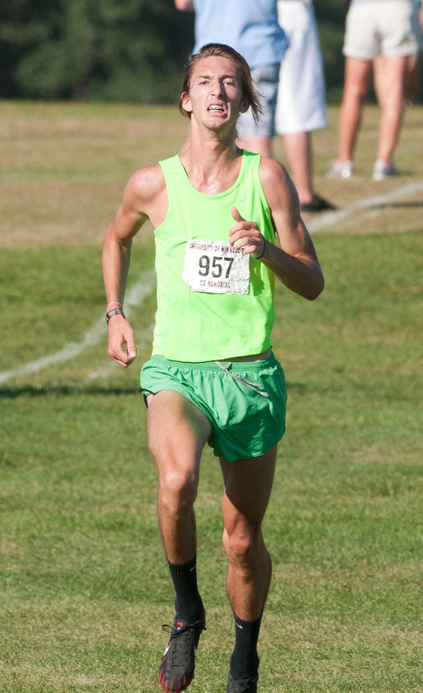 John Simons finished first at the Oz Memorial at the 6K run Friday at the Les Bolstad golf course in St. Paul.