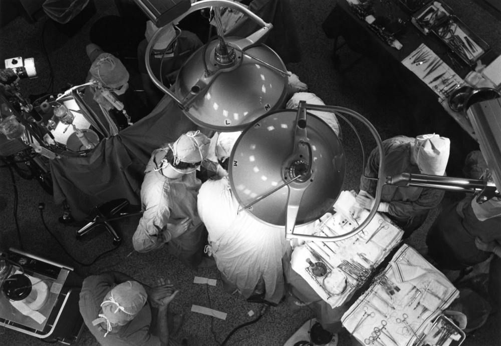 A 1977 kidney transplant at the University of Minnesota. Throughout the 70s, the Department of Surgery offered rare transplant operations for diabetes patients.