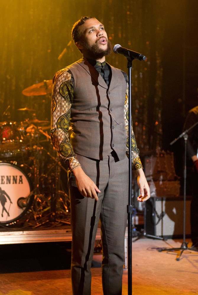 Jidenna performs on Friday during the Homecoming Concert at TCF Bank Stadium.