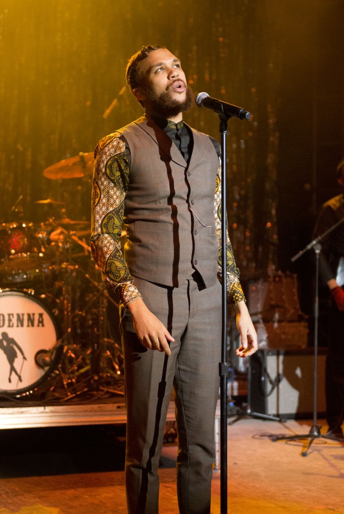 Jidenna performs on Friday, Oct. 21, 2016 during the Homecoming Concert at TCF Bank Stadium.