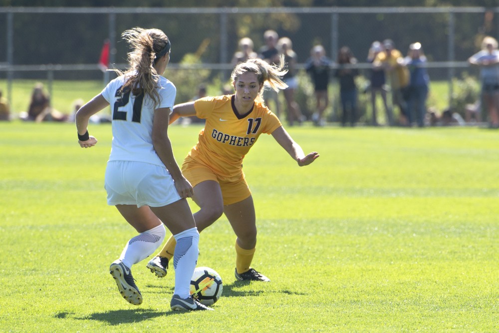 Gophers midfielder Celina Nummerdor carries the ball during the Gophers game against Purdue at Elizabeth Lyle Robbie Stadium on Sunday. The Gophers won 2-0.