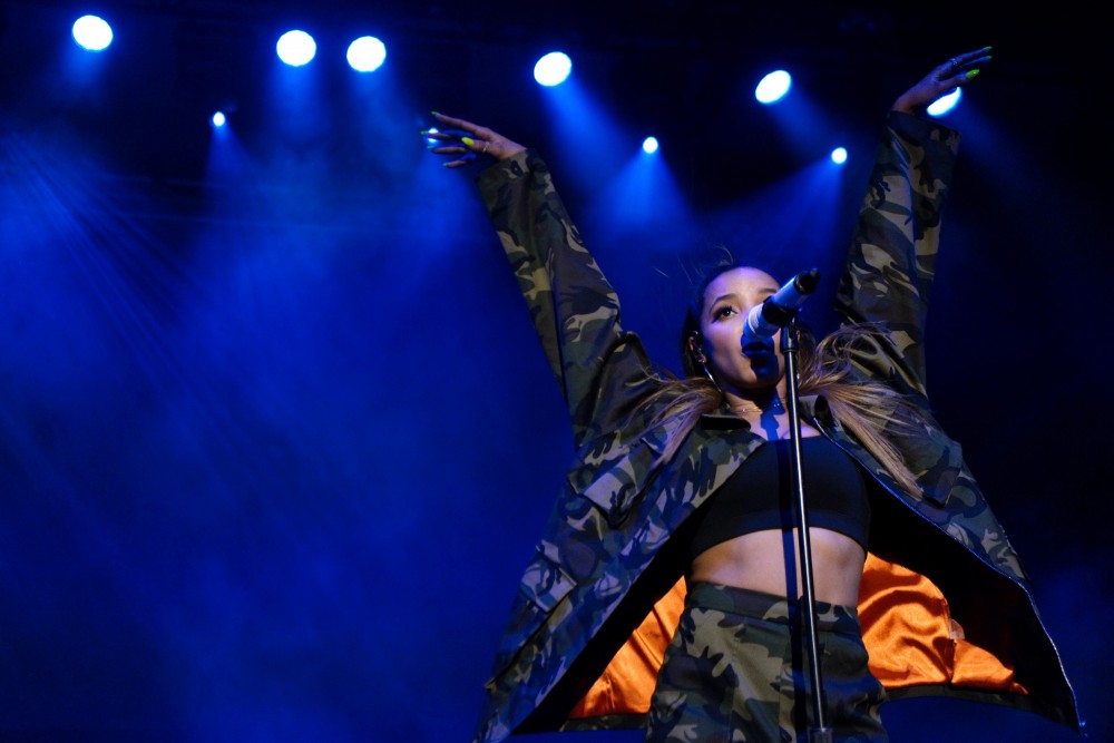 Tinashe performs during the 2017 Homecoming Concert at TCF Bank Stadium on Friday.