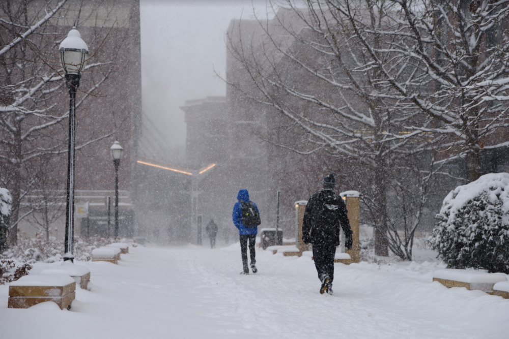 minneapolis-umn-campus-hit-by-snowstorm-the-minnesota-daily