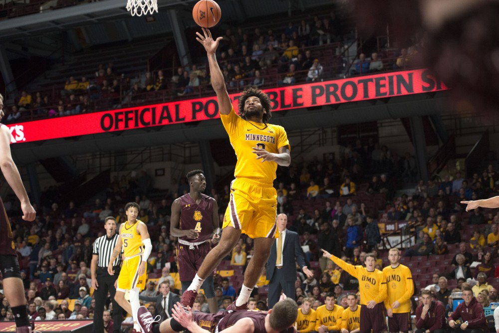 Forward Jordan Murphy looks to shoot at Williams Arena on Thursday, Nov. 1. The Gophers defeated the Bulldogs 109-53. 