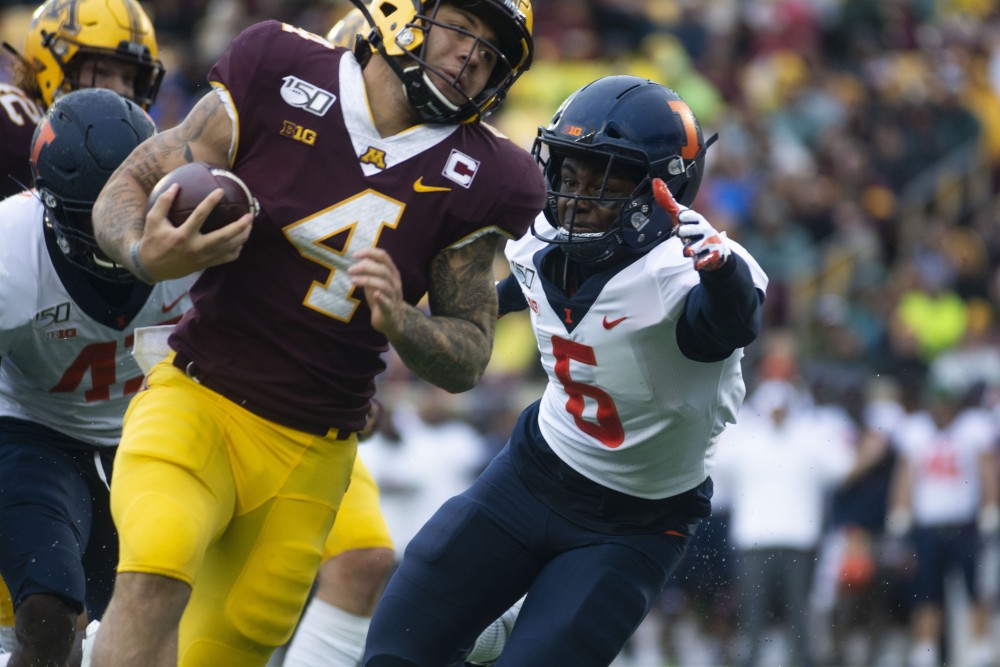 Running back Shannon Brooks carries the ball at TCF Bank Stadium on Saturday, Oct. 5. The Gophers defeated Illinois 40-17 bringing their record to 5-0.