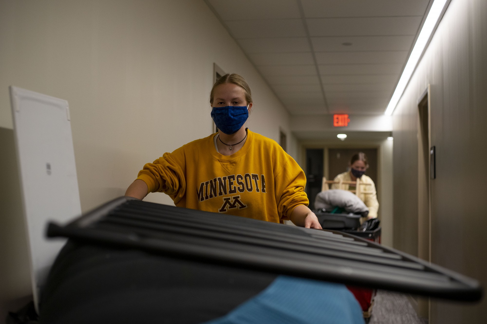 11:15 a.m.
Freshman Nellie Benton returns to Pioneer Hall to move her remaining belongings out of her dorm room, which was vacated at the end of March. 