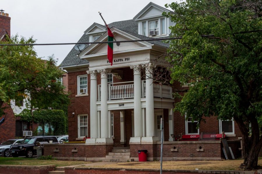 Houses on the Universitys Frat Row stand silent on Monday, Sep. 7. Though late move-in for students may explain their vacancy, the COVID-19 pandemic will continue to pose a significant challenge for the Us fraternities, typical venues for large gatherings.