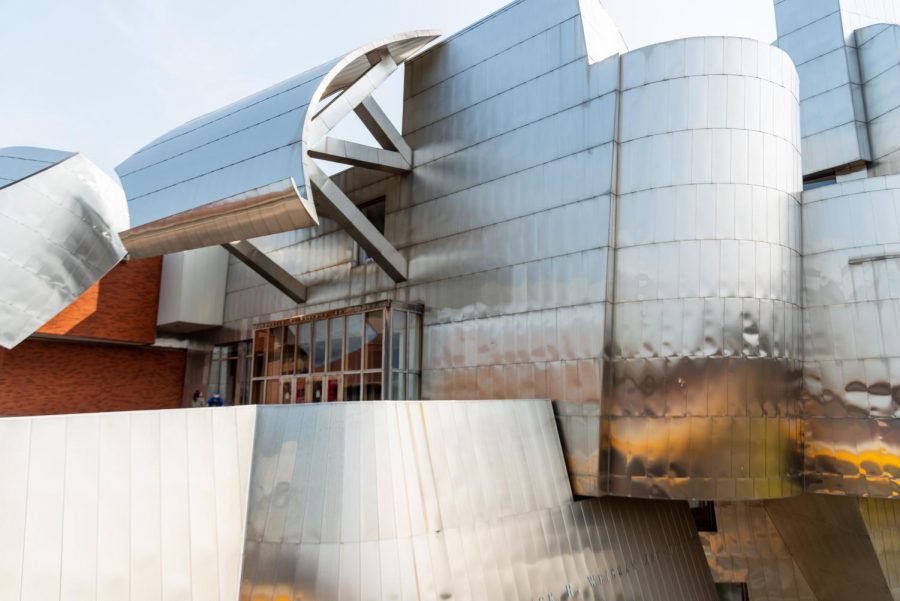 The Weisman Art Museum stands on Sunday, Sept. 20. The museum received objects from the Mimbres collection in 1992.