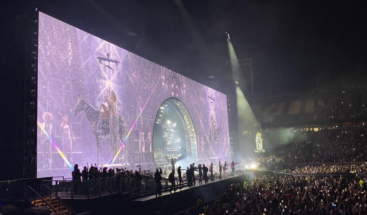 Beyoncé performing atop a reflective, metallic horse - bringing the Renaissance album cover to life.