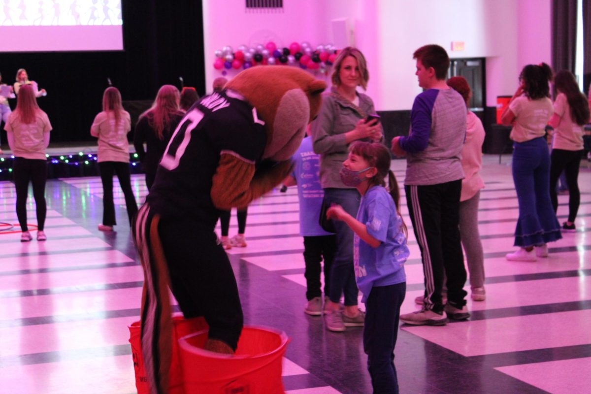 UMN students and Gillette patients play games and dance at Sotathon on April 1, 2023.