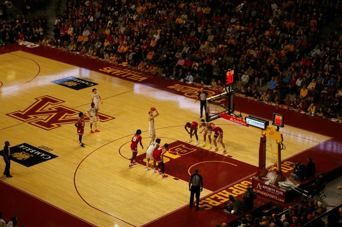 The Gophers MBB team fell to the Wisconsin Badgers by two points on Tuesday, Jan. 23.