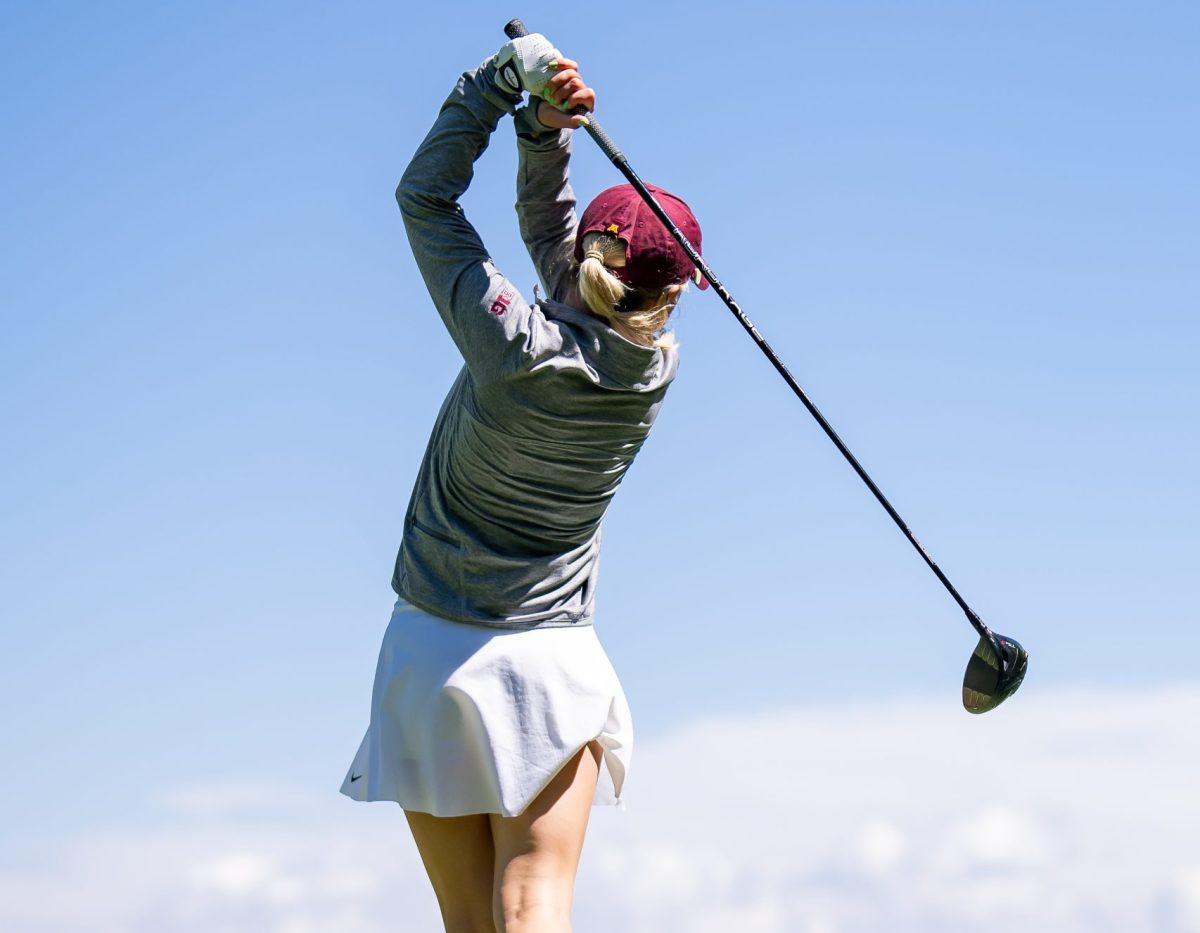 Isabella McCauley started Sunday in 18th place and shot a 64 (-8) to win the tournament.