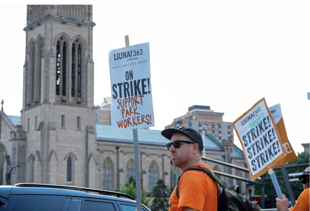 Minneapolis parks and recreation workers strike for better wages – The Minnesota Daily