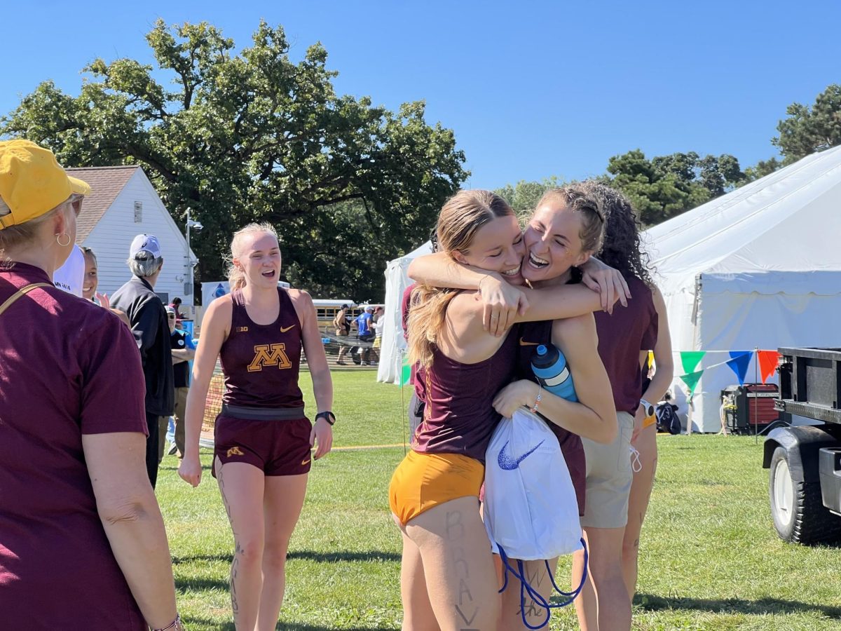 Ali Weimer won the 38th Roy Griak Invitational with a time of 21:08.5 in the 6K race after finishing 42nd last year.