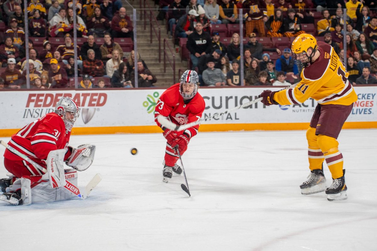 The Gophers drop both games to the Ohio State Buckeyes, Feb. 6.